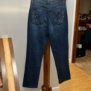 Gloria Vanderbilt Amanda jeans.